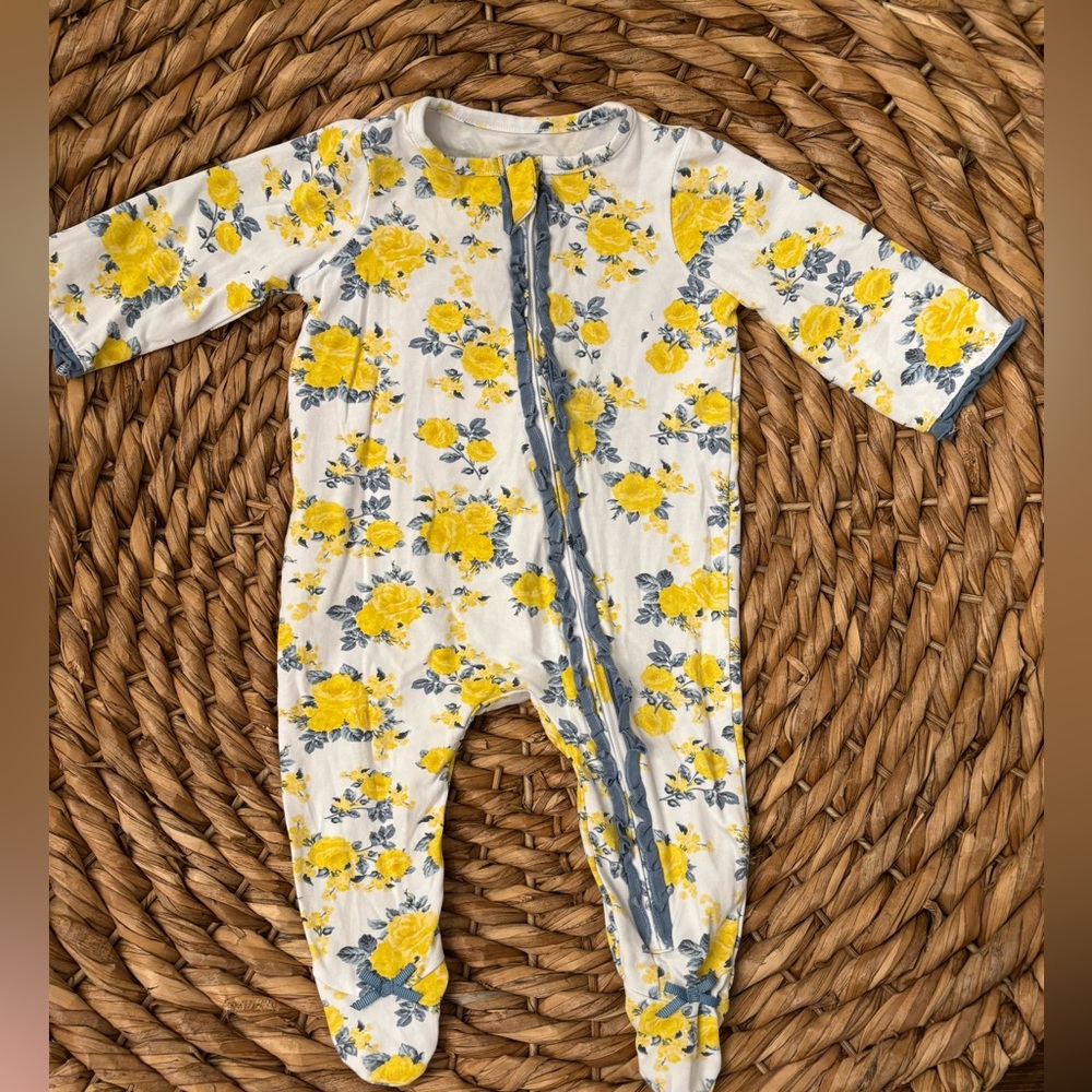 Mud Pie footie. Size 3-6 months.